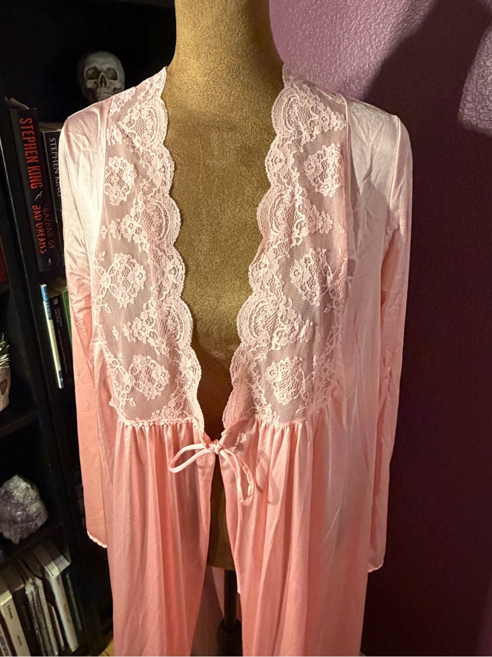 Vintage nylon Lace-Trim Pink Women's Robe with Tie Front